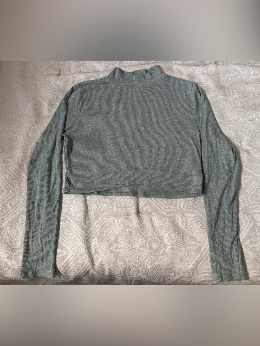 Long-Sleeve Sweater - Gray